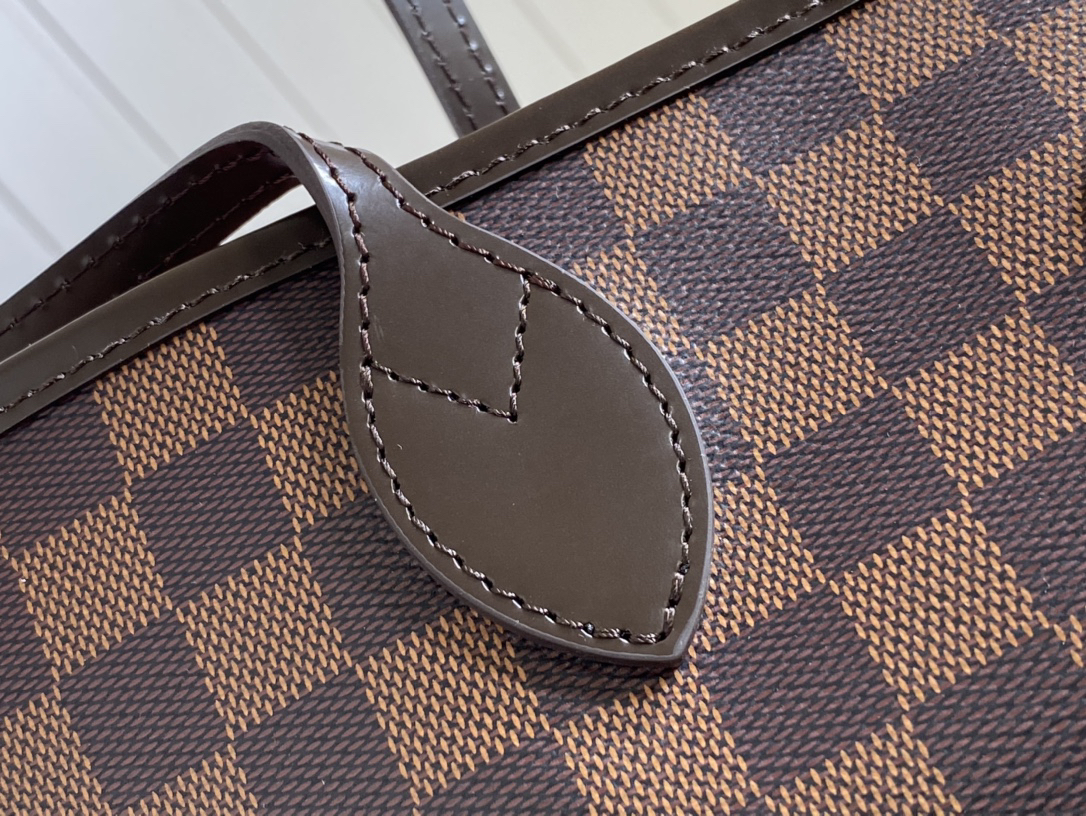 LOUIS VUITTON LV Damier Ebene Canvas Neverfull Rose Ballerine - Bag