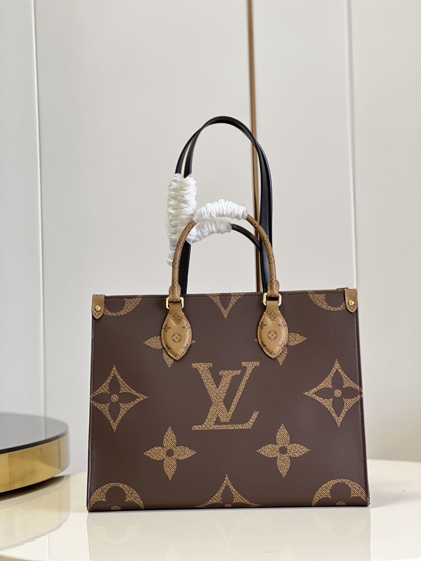 LOUIS VUITTON LV Monogram Canvas Onthego MM Vintage Long Shoulder Strap - Bags