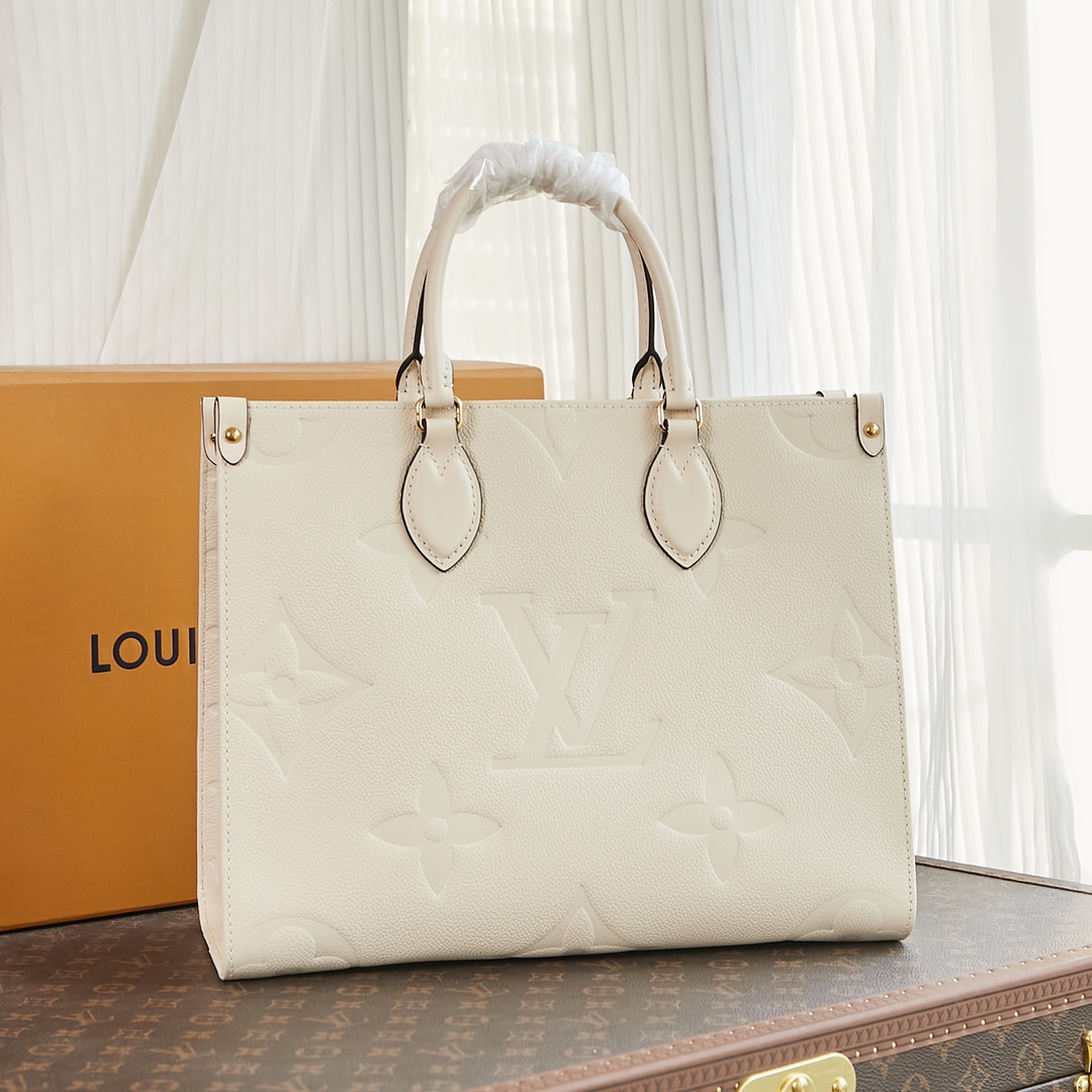 LOUIS VUITTON LV Monogram Canvas Onthego MM - Bags