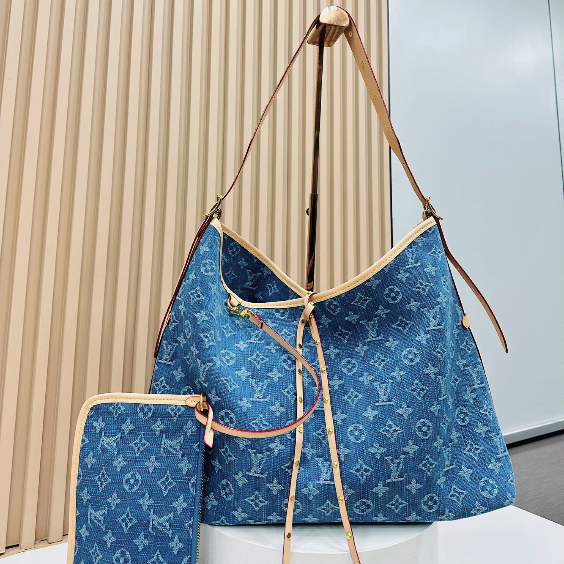 Louis Vuitton LV CarryAll MM - Denim - Bag