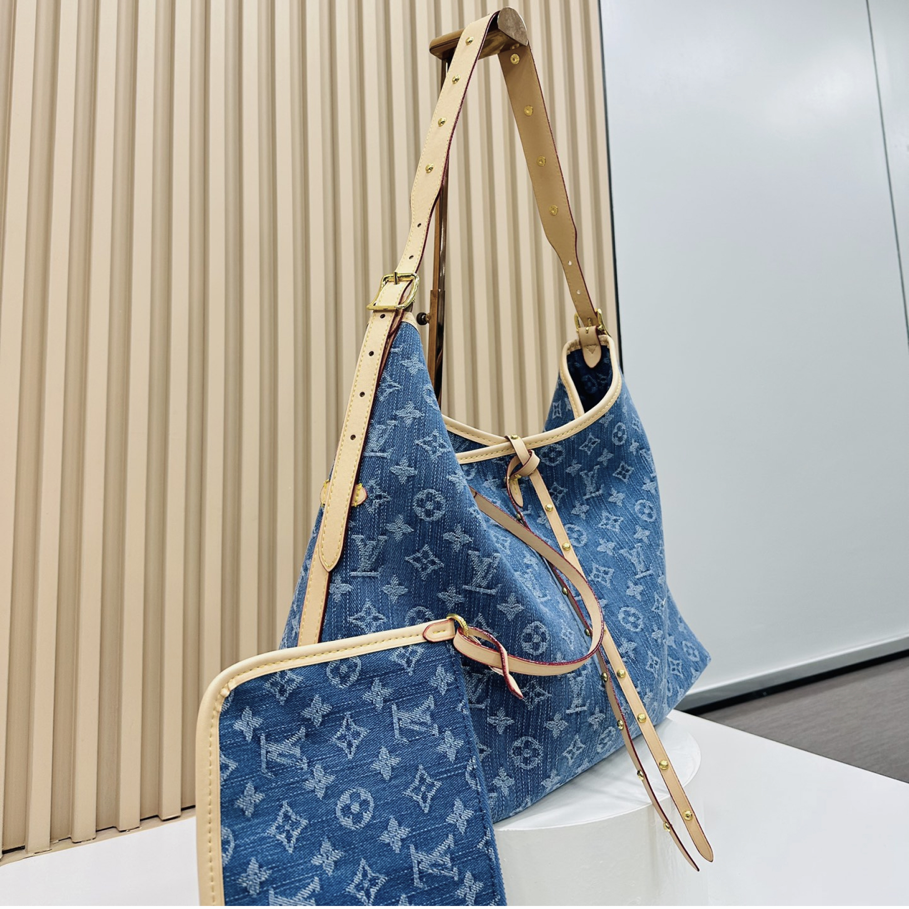 Louis Vuitton LV CarryAll MM - Denim - Bag