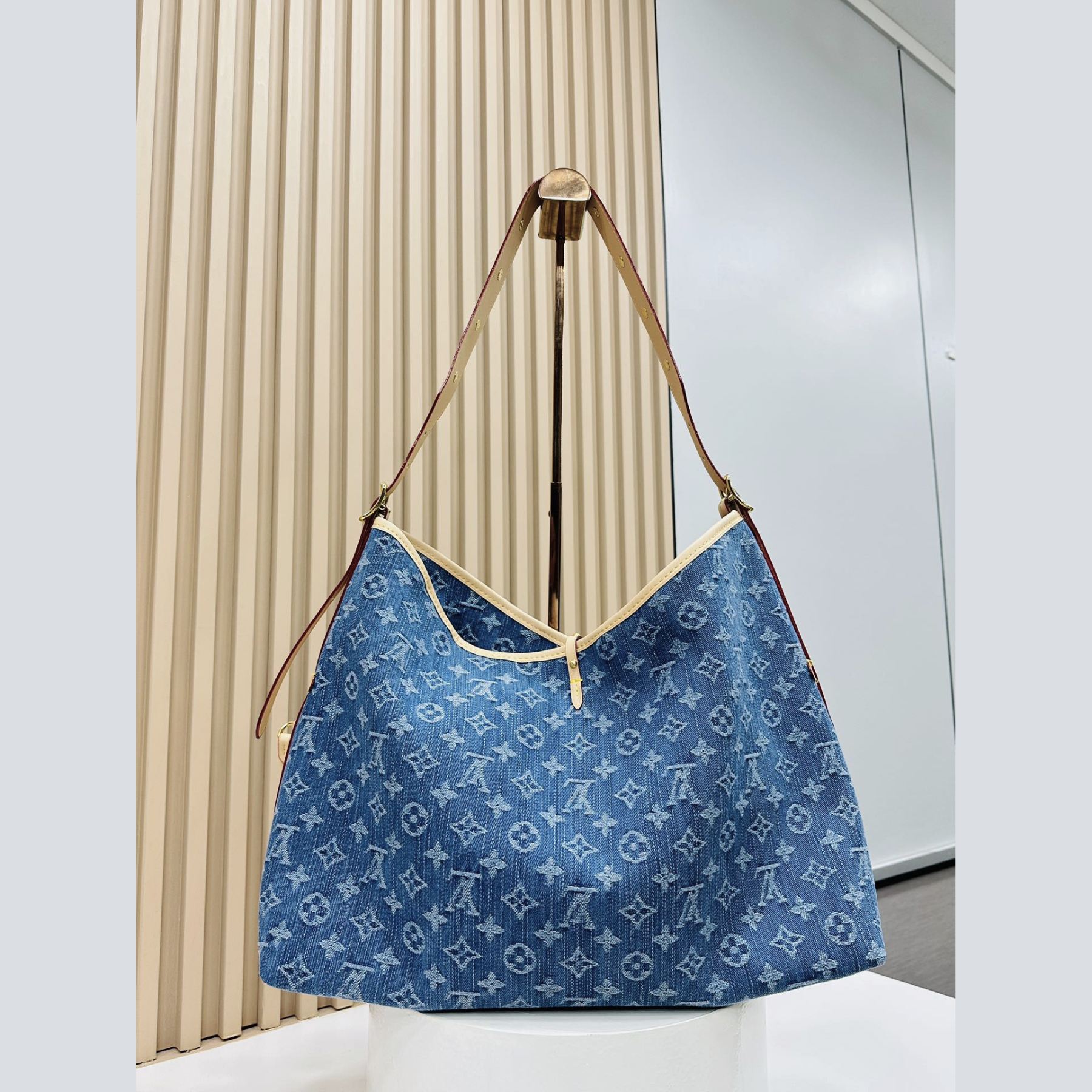 Louis Vuitton LV CarryAll MM - Denim - Bag