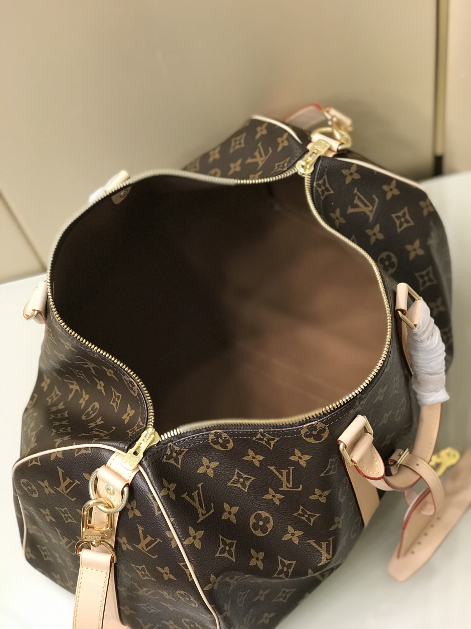 Louis Vuitton LV Keepall Travel Bags in Various Sizes - Bags