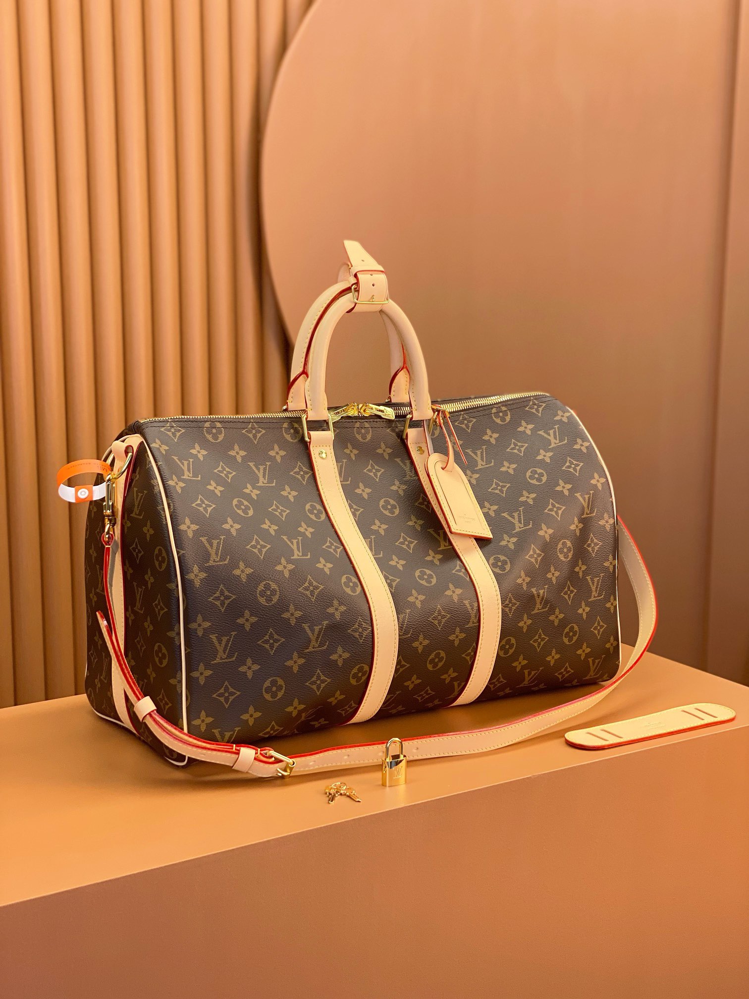 Louis Vuitton LV Keepall Travel Bags in Various Sizes - Bags