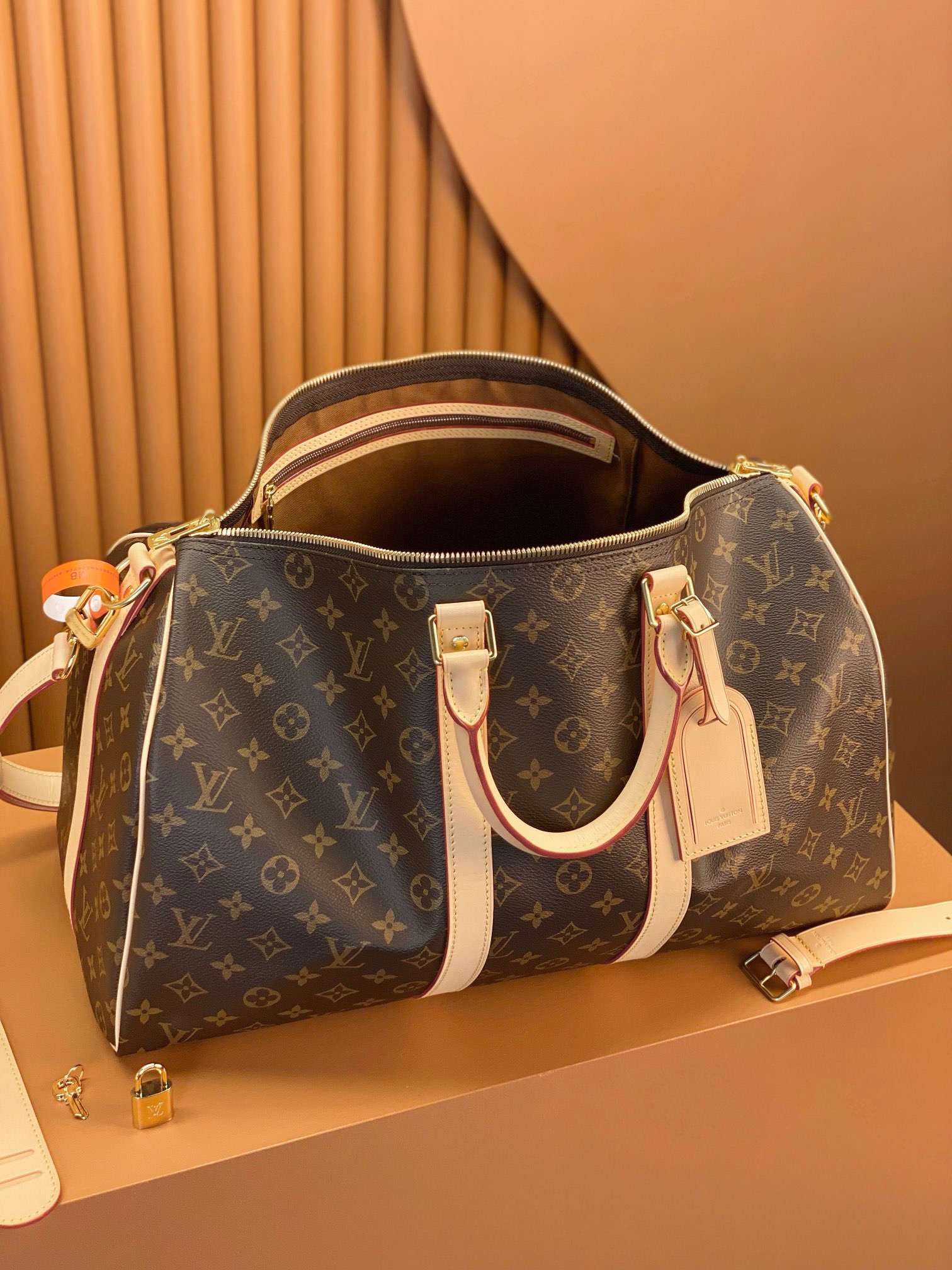 Louis Vuitton LV Keepall Travel Bags in Various Sizes - Bags