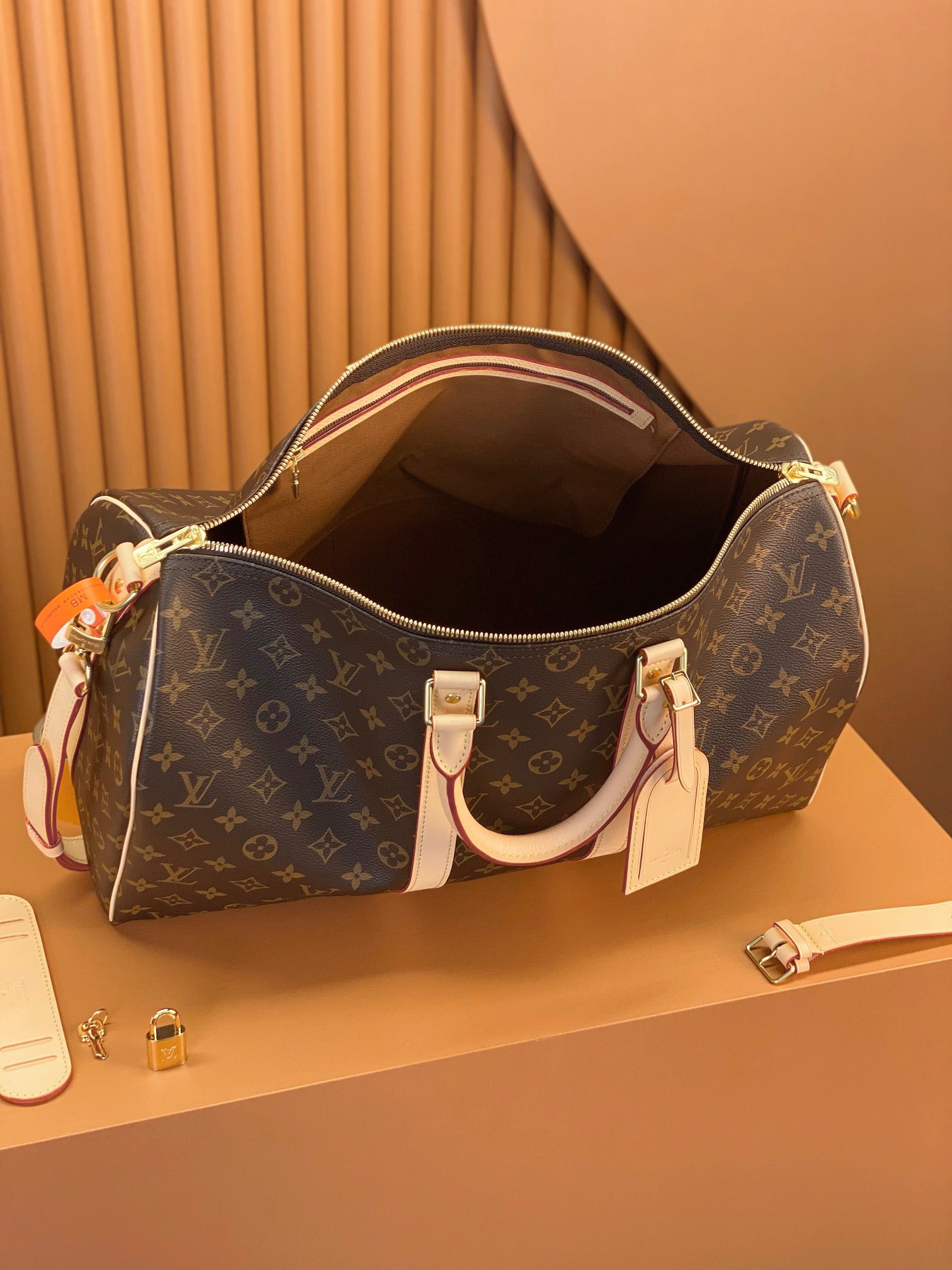 Louis Vuitton LV Keepall Travel Bags in Various Sizes - Bags