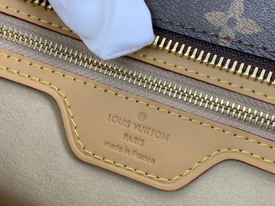 Louis Vuitton Medieval Large Bag Horizontal model - Bag