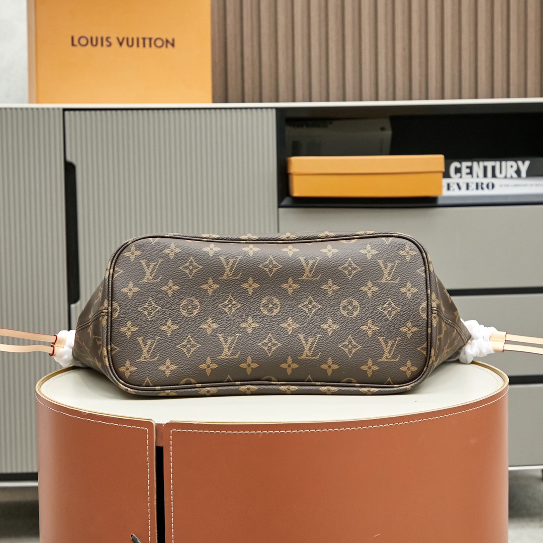 Louis Vuitton Neverfull Bandoulière Inside Out MM Pondichery Bag