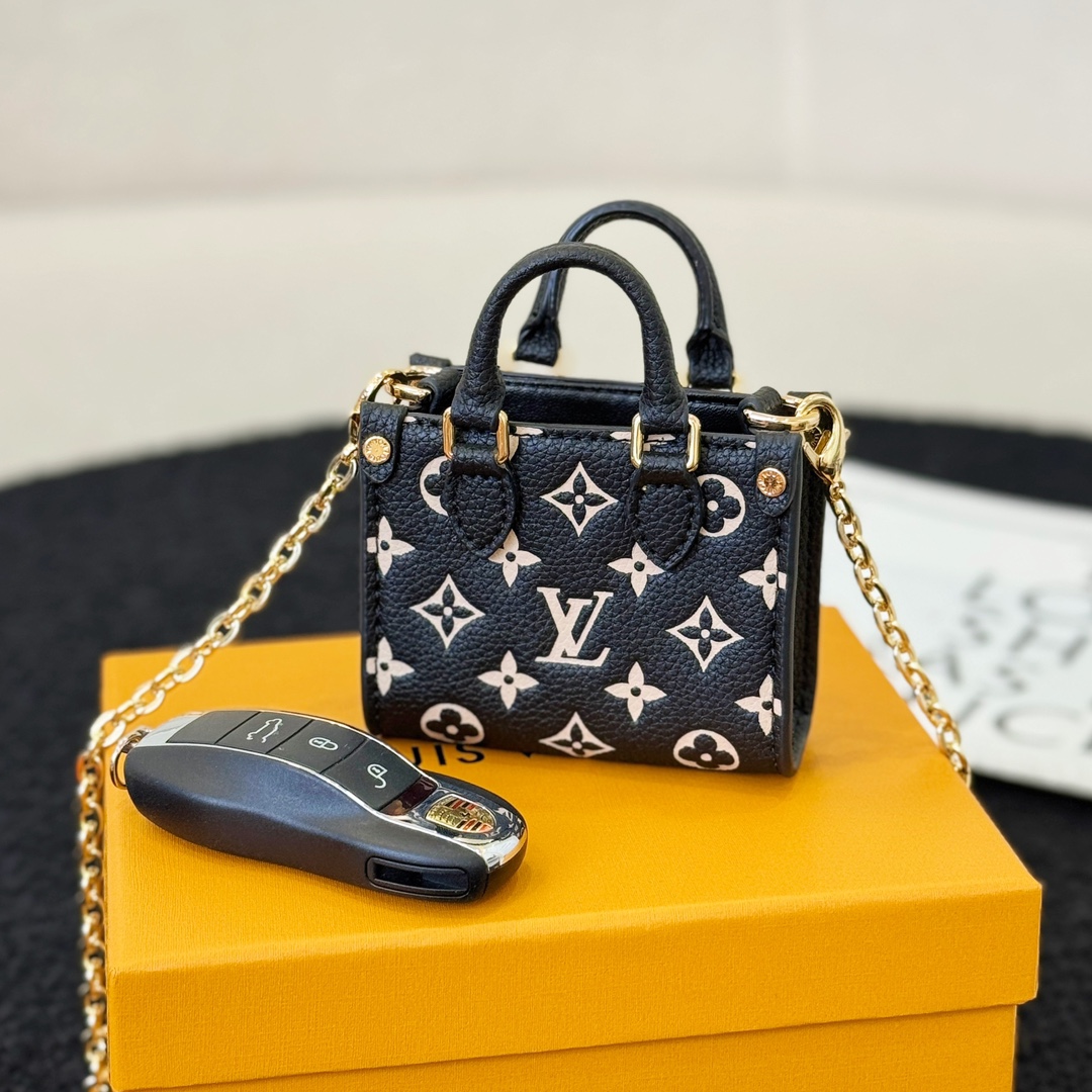 Louis Vuitton lv mini on the go bag